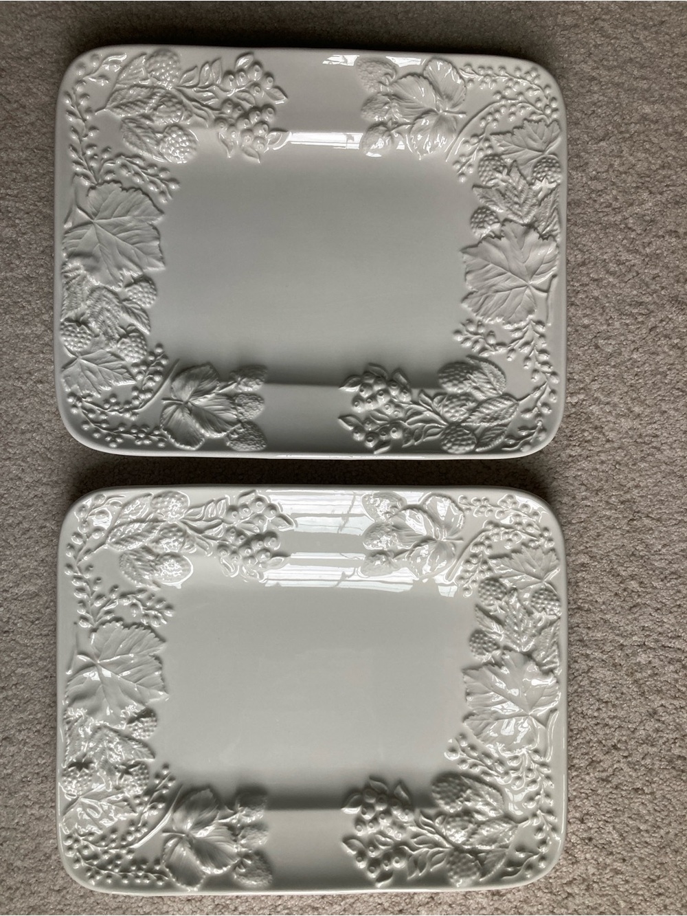 Elios made in Italy fruit and leaf motif embossed ceramic serving plates